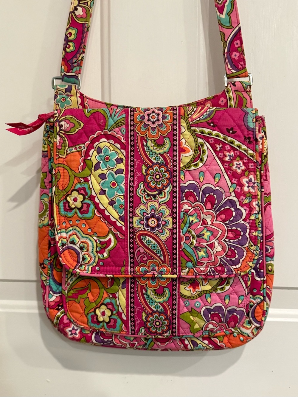 RARE Vera Bradley Pink Multicolor Floral Paisley Crossbody Shoulder Bag NWOT